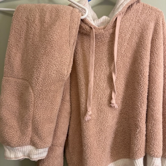 Free People Set - Picture 5 of 5